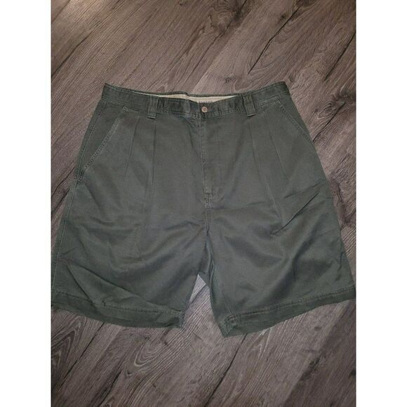Tommy Bahama Relaxed Mens Shorts Size 36 - Picture 1 of 3